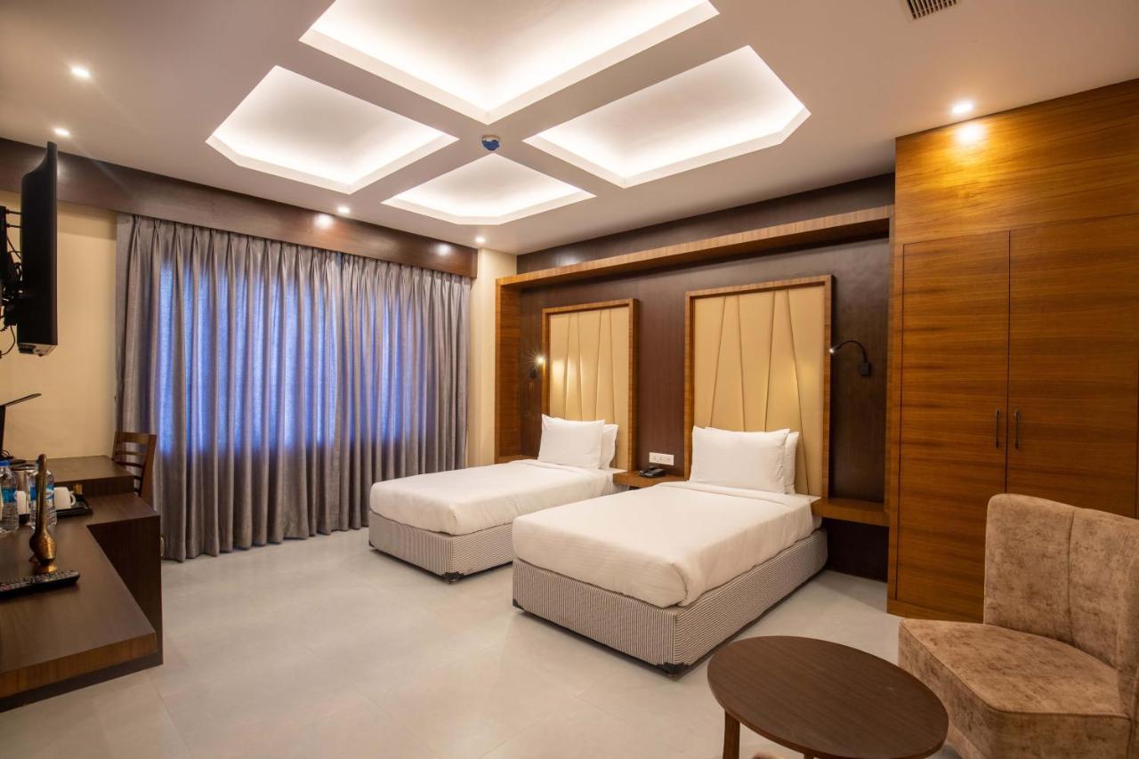 Hotel Palm International Butwal Eksteriør billede