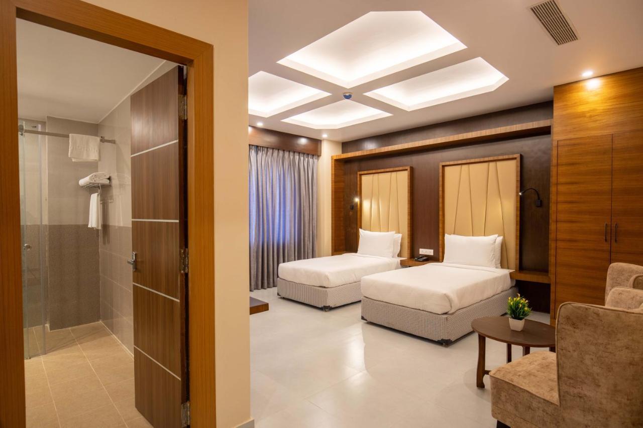 Hotel Palm International Butwal Eksteriør billede