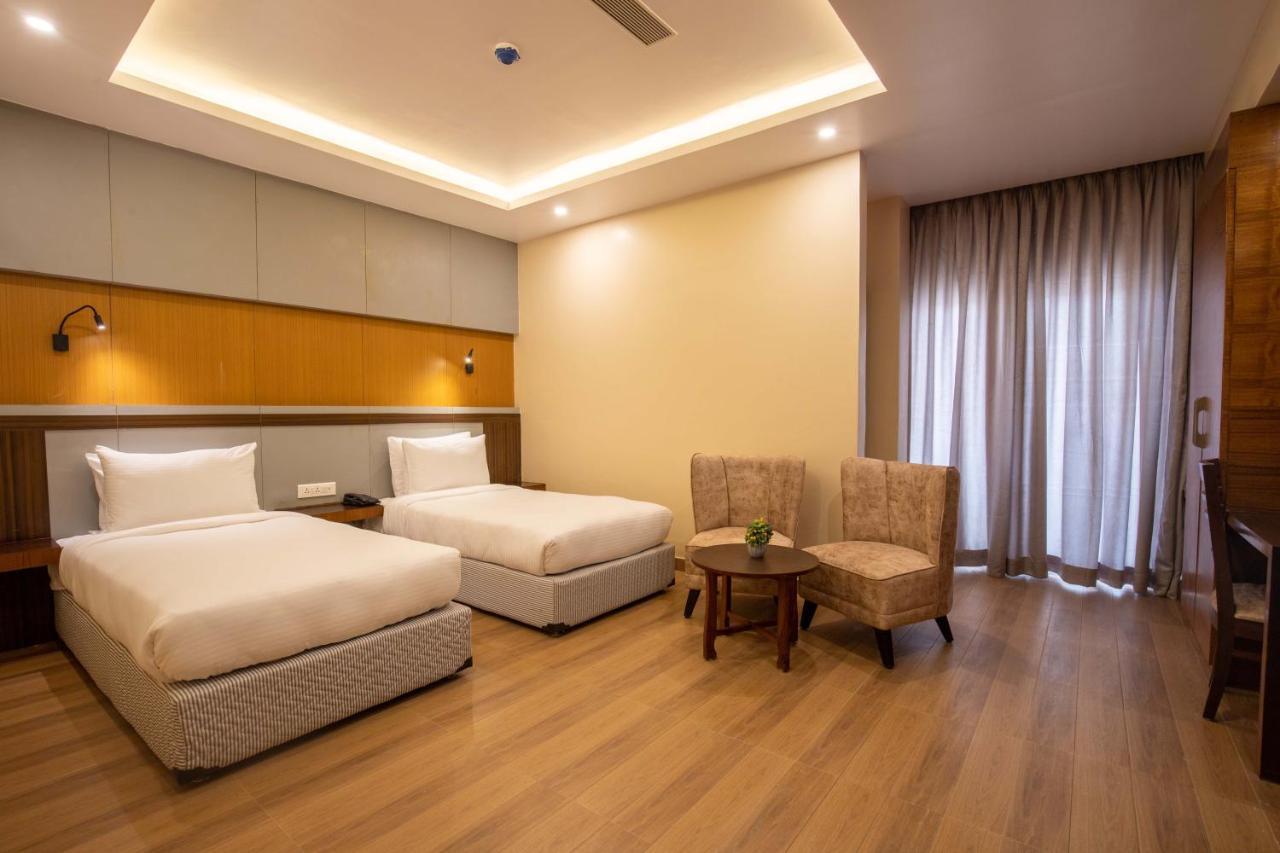 Hotel Palm International Butwal Eksteriør billede
