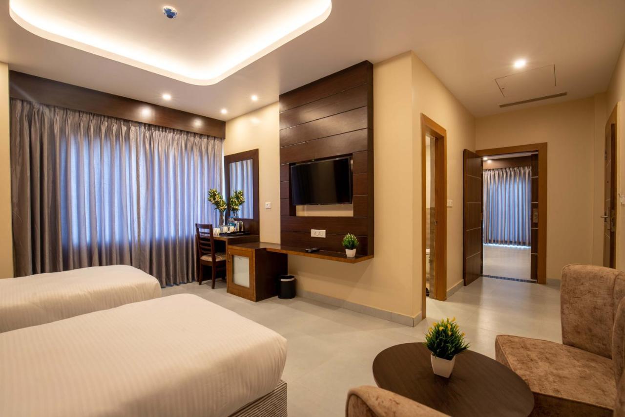 Hotel Palm International Butwal Eksteriør billede
