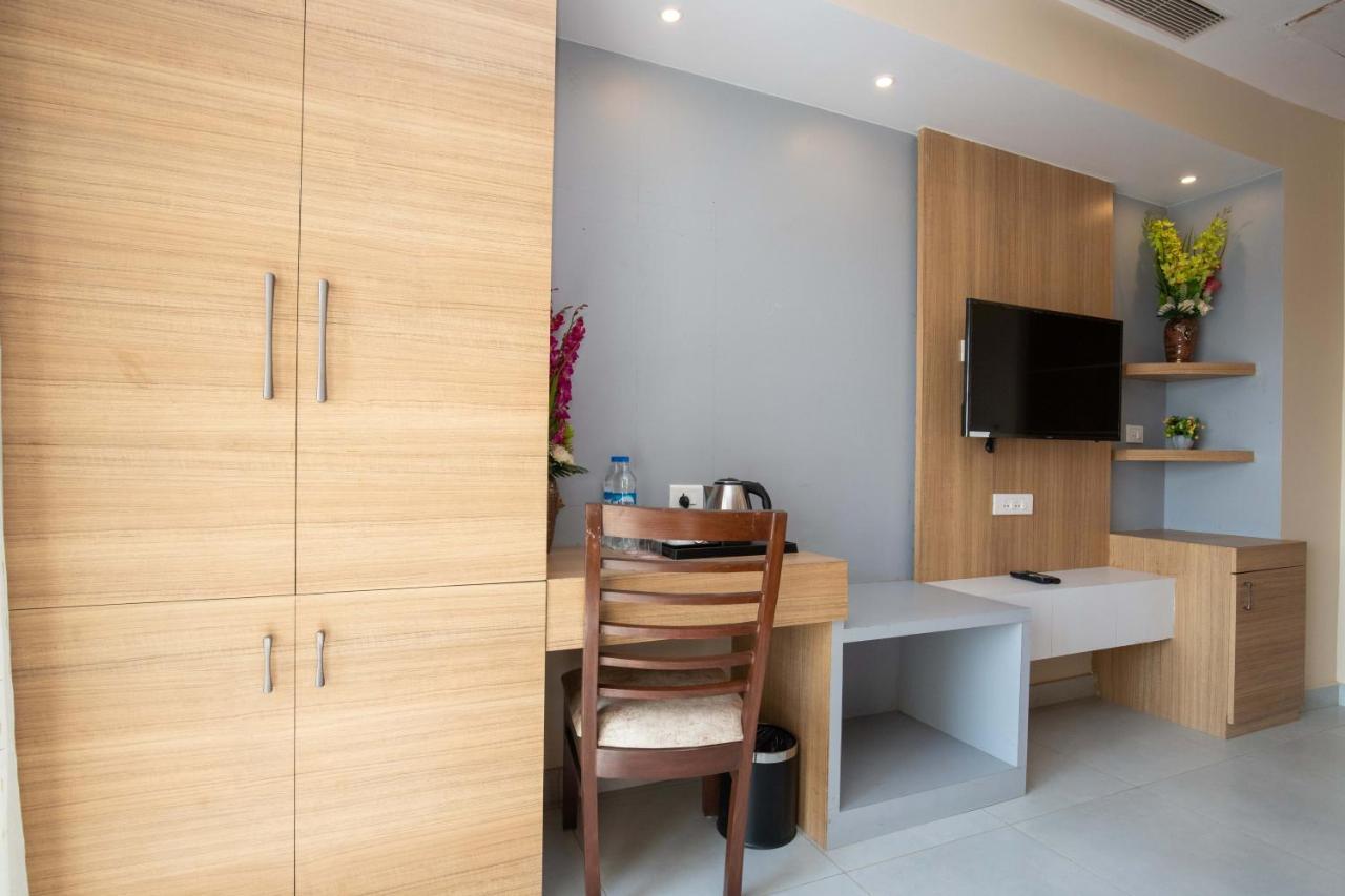 Hotel Palm International Butwal Eksteriør billede
