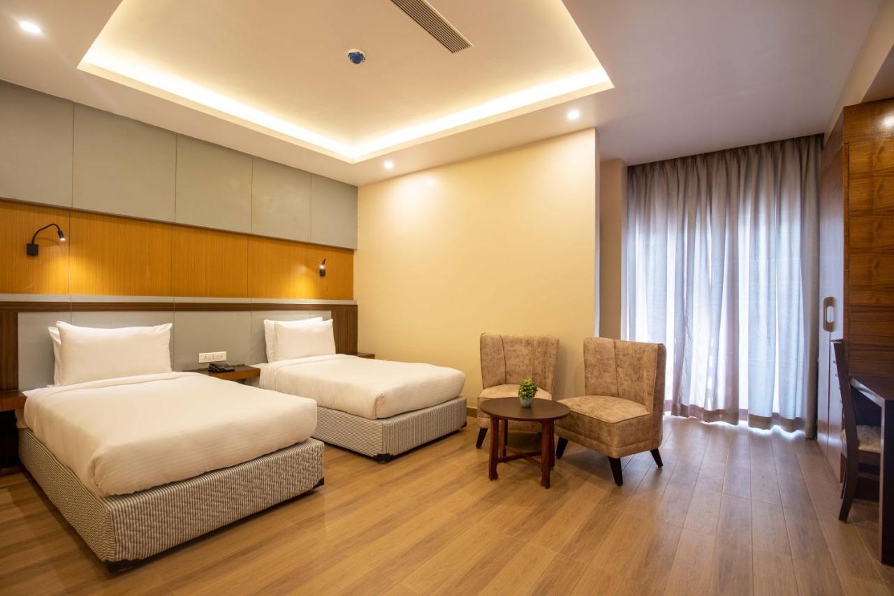 Hotel Palm International Butwal Eksteriør billede