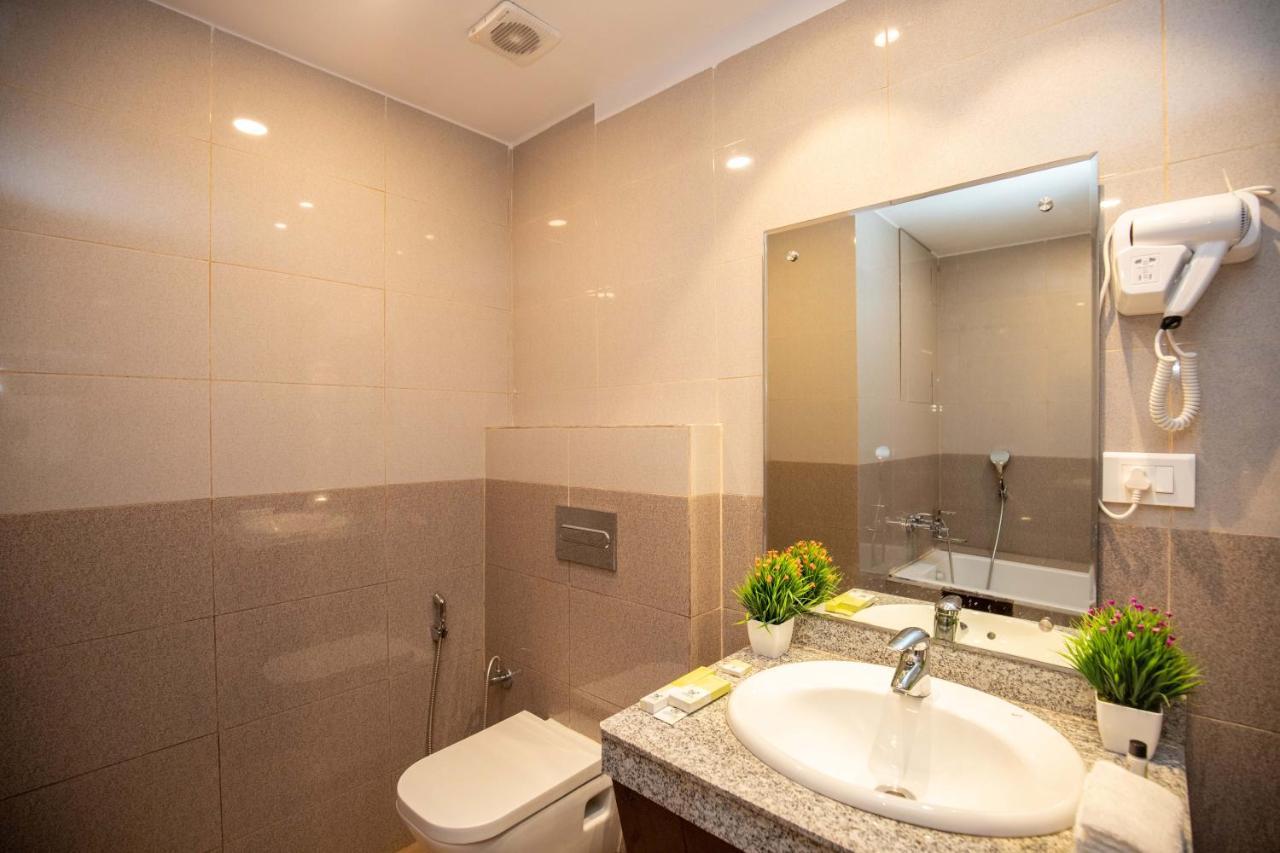 Hotel Palm International Butwal Eksteriør billede