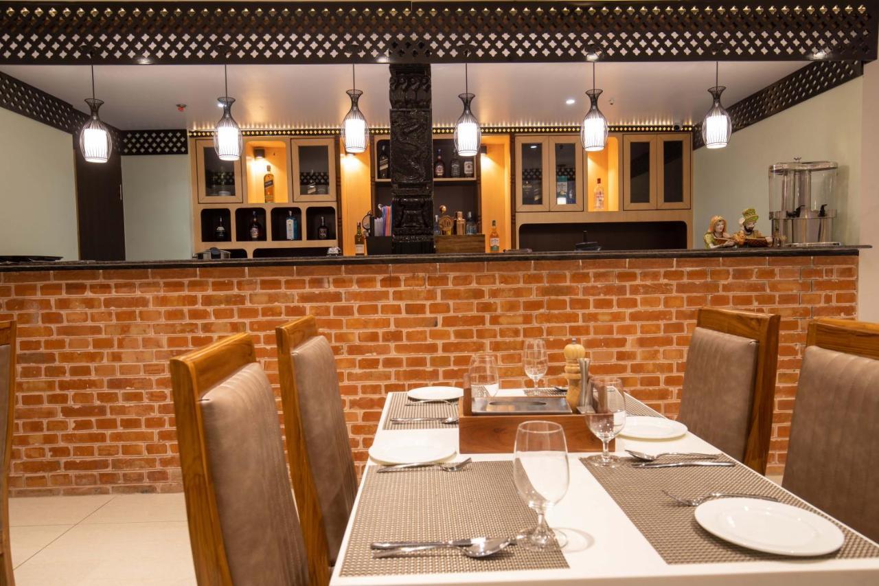 Hotel Palm International Butwal Eksteriør billede