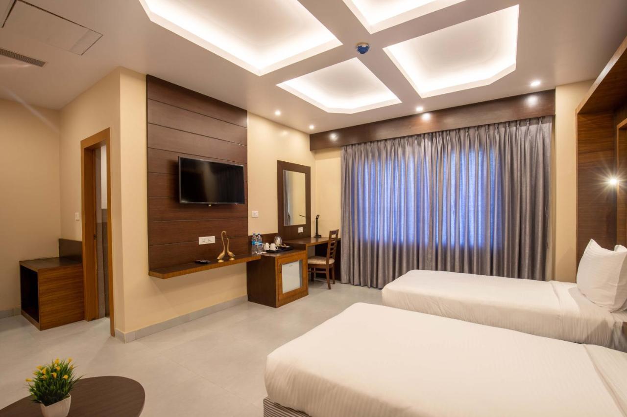Hotel Palm International Butwal Eksteriør billede