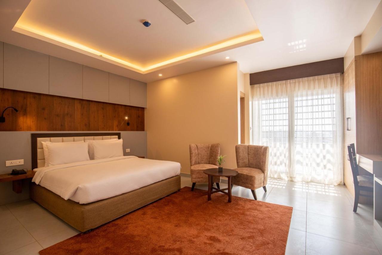 Hotel Palm International Butwal Eksteriør billede