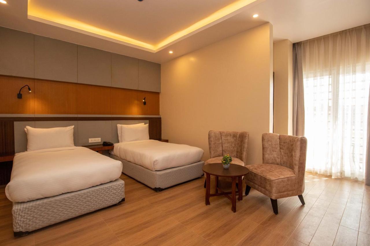 Hotel Palm International Butwal Eksteriør billede