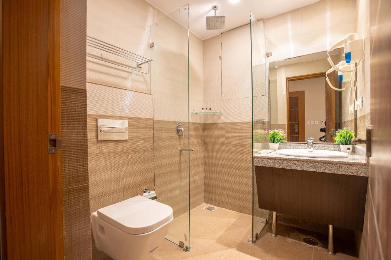 Hotel Palm International Butwal Eksteriør billede