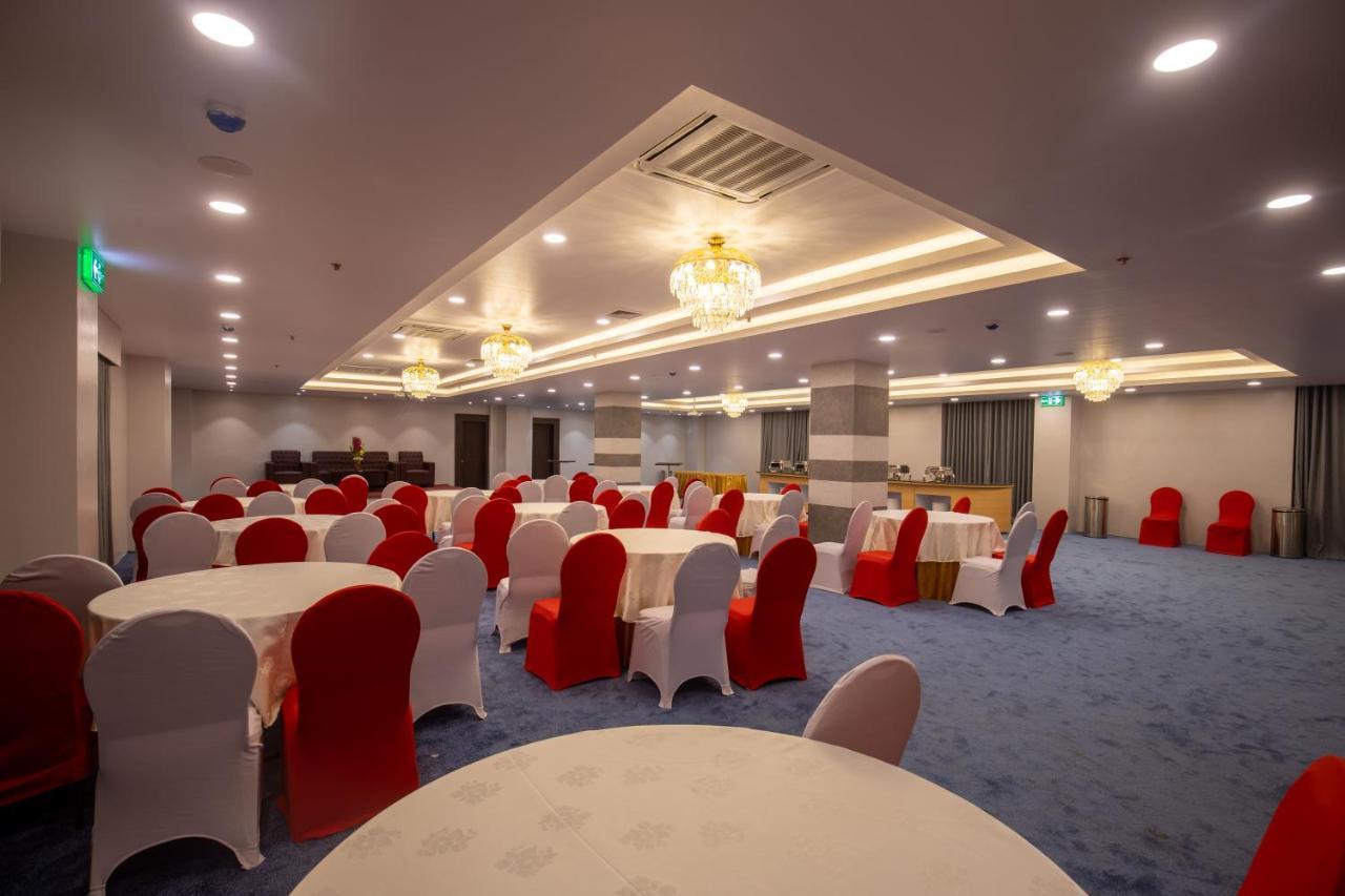 Hotel Palm International Butwal Eksteriør billede