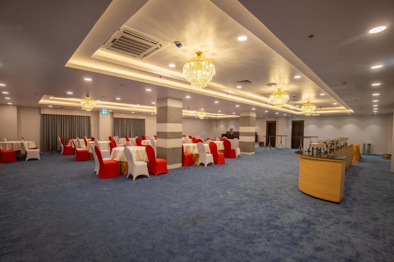 Hotel Palm International Butwal Eksteriør billede