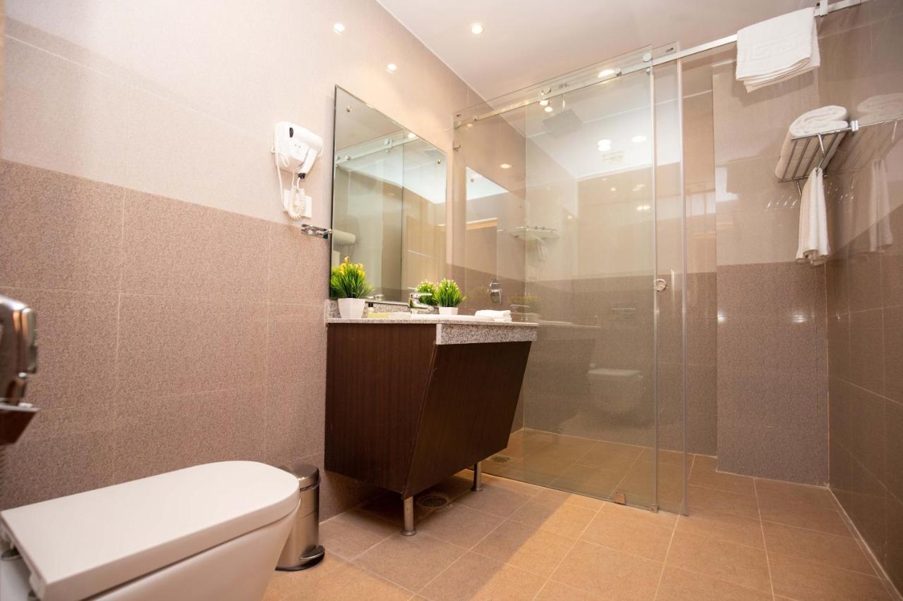 Hotel Palm International Butwal Eksteriør billede